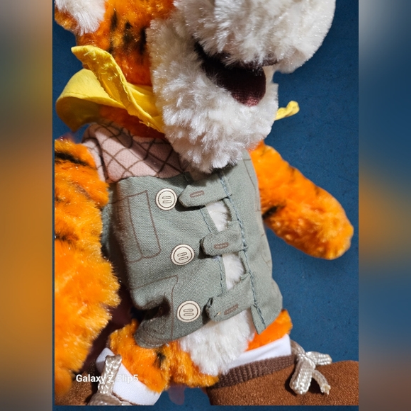 Tiger from winnie the pooh plush/staffed animal from Walt Disney World - Picture 4 of 7